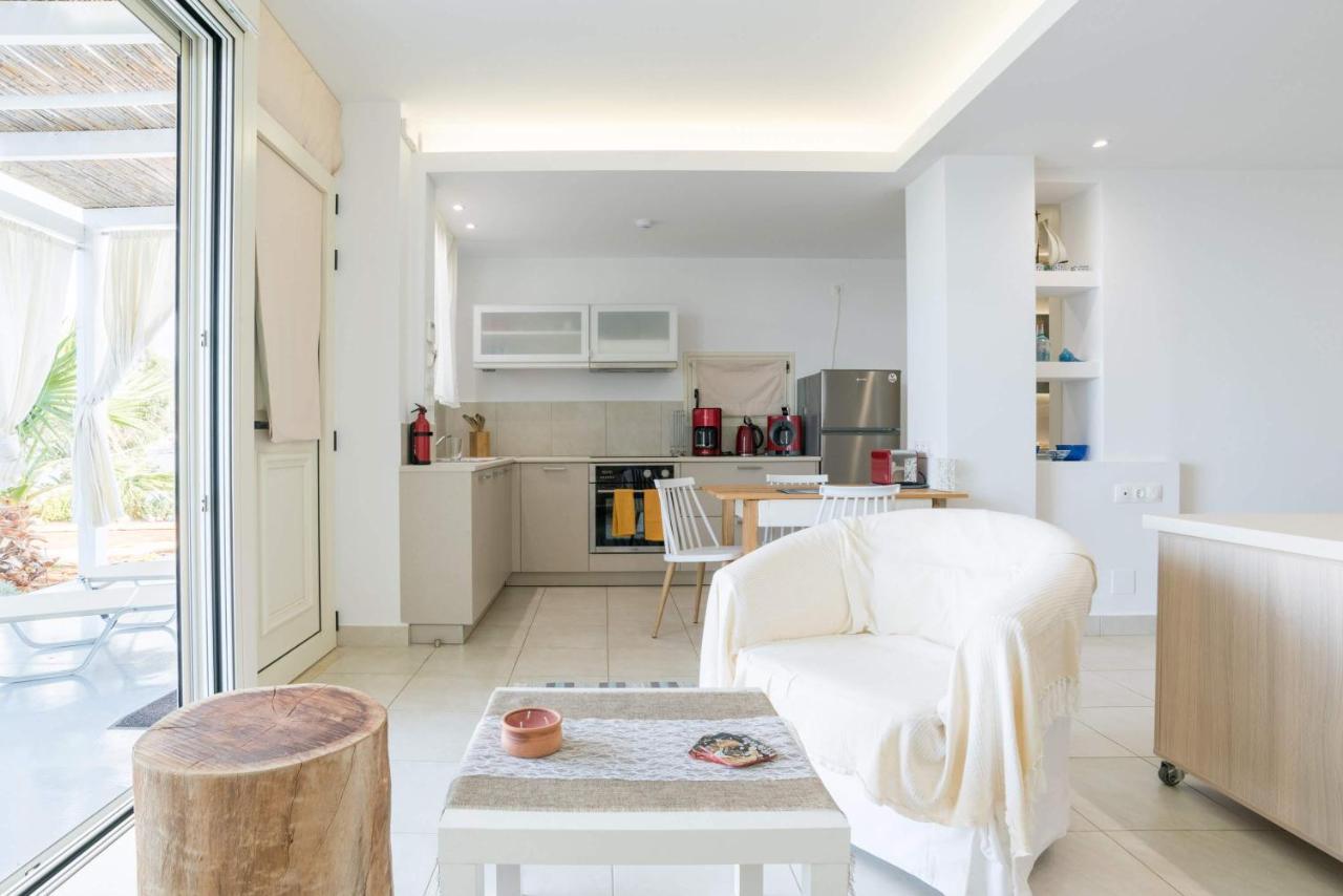 Junior Suite By The Beach Stalida エクステリア 写真