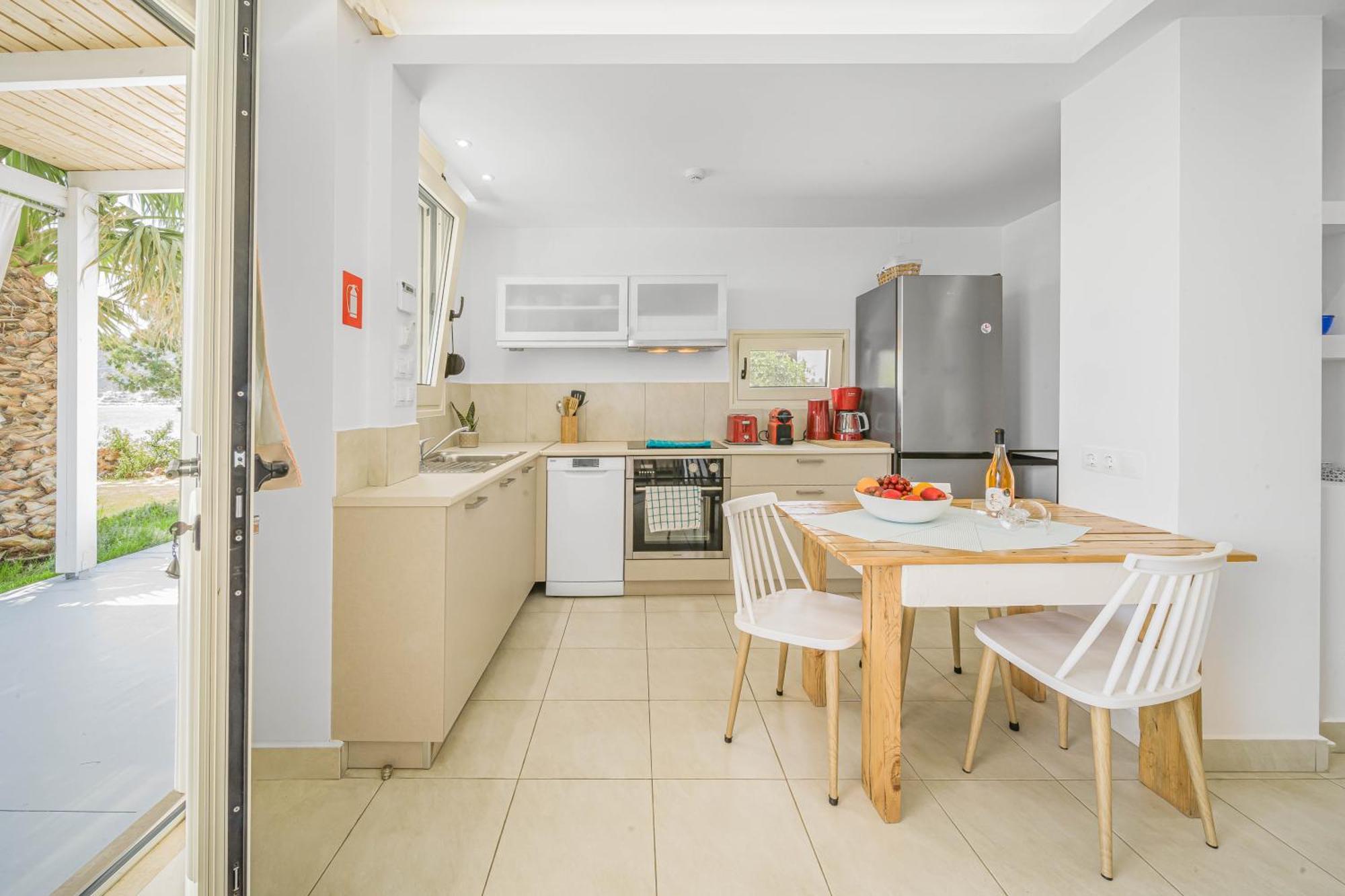 Junior Suite By The Beach Stalida エクステリア 写真